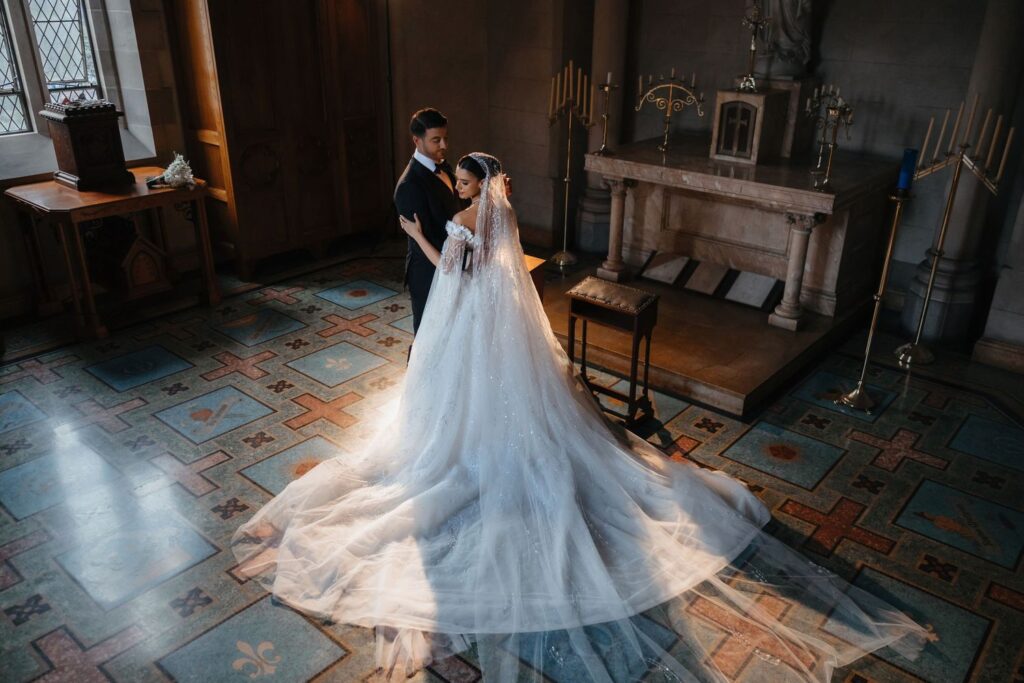 عکاسی عروسی حرفه‌ای | راهنمای کامل ثبت بهترین عکس‌های عروسی